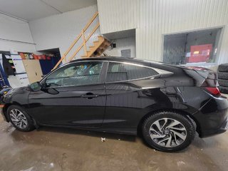 2019  Civic Coupe LX in Bécancour (Gentilly Sector), Quebec - 4 - w320h240px
