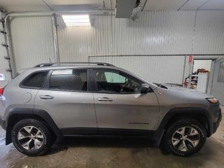 2017  Cherokee Trailhawk in Bécancour (Gentilly Sector), Quebec - 3 - w320h240px