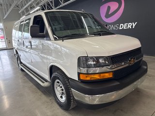 Chevrolet Express Cargo Van  2024 à Saint-Jean-Sur-Richelieu, Québec - 2 - w320h240px