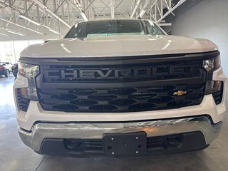 Chevrolet Silverado 1500 Work Truck 2024 à Saint-Jean-Sur-Richelieu, Québec - 3 - w320h240px