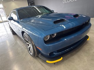 Dodge Challenger SRT Hellcat 2022 à Saint-Jean-Sur-Richelieu, Québec - 2 - w320h240px