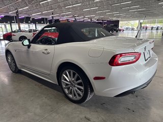 2017 Fiat 124 SPIDER Lusso in Saint-Jean-Sur-Richelieu, Quebec - 6 - w320h240px