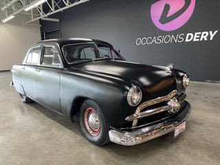 Ford Custom ShoeBox 1949 à Saint-Jean-Sur-Richelieu, Québec - 2 - w320h240px