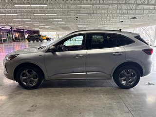 Ford Escape ST-Line 2023 à Saint-Jean-Sur-Richelieu, Québec - 6 - w320h240px