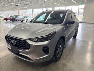 Ford Escape ST-Line 2023 à Saint-Jean-Sur-Richelieu, Québec - 5 - w320h240px