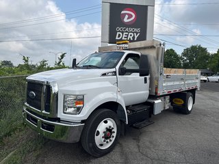 Ford Super Duty F-650 Straight Frame Gas BENNE 2022 à Saint-Jean-Sur-Richelieu, Québec - 2 - w320h240px