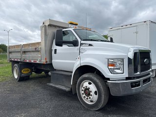 2022 Ford Super Duty F-650 Straight Frame Gas BENNE in Saint-Jean-Sur-Richelieu, Quebec - 2 - w320h240px