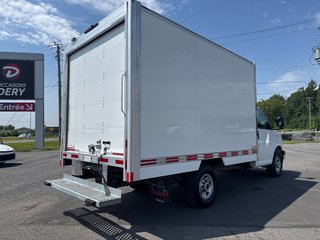 GMC Savana Commercial Cutaway  2023 à Saint-Jean-Sur-Richelieu, Québec - 4 - w320h240px