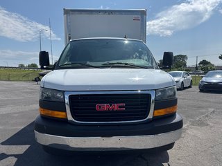 GMC Savana Commercial Cutaway  2023 à Saint-Jean-Sur-Richelieu, Québec - 3 - w320h240px