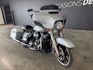 2023 HARLEY DAVIDSON FLHX STREET GLIDE in Saint-Jean-Sur-Richelieu, Quebec - 2 - w320h240px