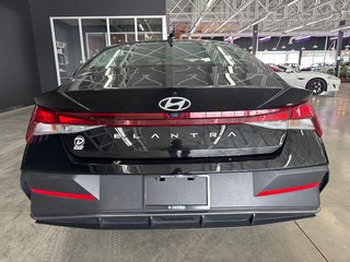 Hyundai Elantra Preferred 2024 à Saint-Jean-Sur-Richelieu, Québec - 6 - w320h240px