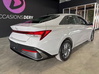 2024 Hyundai Elantra Preferred in Saint-Jean-Sur-Richelieu, Quebec - 4 - w320h240px