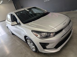 2022 Kia Rio 5-door LX + in Saint-Jean-Sur-Richelieu, Quebec - 2 - w320h240px