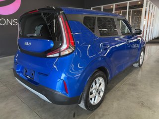 Kia Soul EX 2023 à Saint-Jean-Sur-Richelieu, Québec - 4 - w320h240px