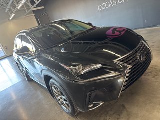 Lexus NX 300h LUXURY 2020 à Saint-Jean-Sur-Richelieu, Québec - 2 - w320h240px