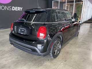 2022 MINI 5 Door Cooper in Saint-Jean-Sur-Richelieu, Quebec - 5 - w320h240px