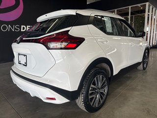 Nissan Kicks Play SV 2025 à Saint-Jean-Sur-Richelieu, Québec - 4 - w320h240px