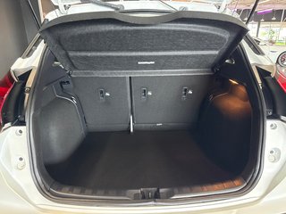 Nissan Kicks SR 2023 à Saint-Jean-Sur-Richelieu, Québec - 6 - w320h240px