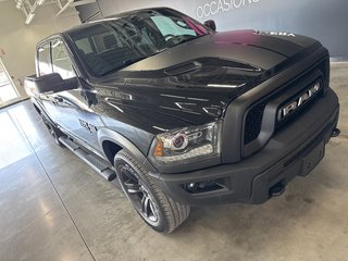 2022 Ram 1500 Classic Warlock in Saint-Jean-Sur-Richelieu, Quebec - 2 - w320h240px
