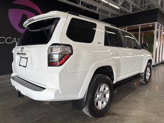 Toyota 4Runner SR5 2022 à Saint-Jean-Sur-Richelieu, Québec - 6 - w320h240px