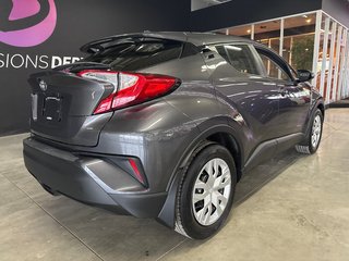 2021 Toyota C-HR LE in Saint-Jean-Sur-Richelieu, Quebec - 4 - w320h240px