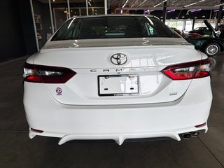2022 Toyota Camry SE in Saint-Jean-Sur-Richelieu, Quebec - 5 - w320h240px