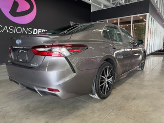 2022 Toyota Camry SE GROUPE AMÉLIORÉ in Saint-Jean-Sur-Richelieu, Quebec - 5 - w320h240px