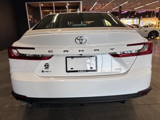 2025 Toyota Camry SE in Saint-Jean-Sur-Richelieu, Quebec - 6 - w320h240px