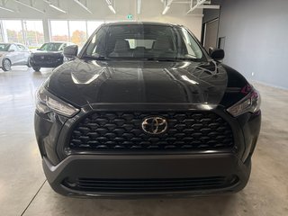2022 Toyota Corolla Cross L in Saint-Jean-Sur-Richelieu, Quebec - 3 - w320h240px