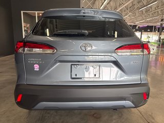 2025 Toyota COROLLA CROSS LE in Saint-Jean-Sur-Richelieu, Quebec - 5 - w320h240px