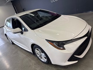Toyota Corolla Hatchback SE 2021 à Saint-Jean-Sur-Richelieu, Québec - 2 - w320h240px