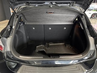 2021 Toyota Corolla Hatchback SE in Saint-Jean-Sur-Richelieu, Quebec - 6 - w320h240px