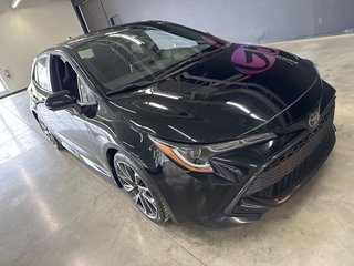 2021 Toyota Corolla Hatchback SE in Saint-Jean-Sur-Richelieu, Quebec - 2 - w320h240px