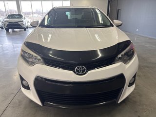 2015 Toyota Corolla S in Saint-Jean-Sur-Richelieu, Quebec - 3 - w320h240px