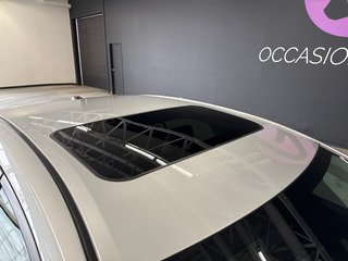 2018 Toyota Corolla XSE in Saint-Jean-Sur-Richelieu, Quebec - 3 - w320h240px