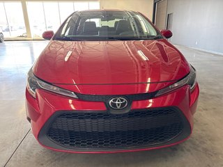Toyota Corolla LE 2021 à Saint-Jean-Sur-Richelieu, Québec - 3 - w320h240px