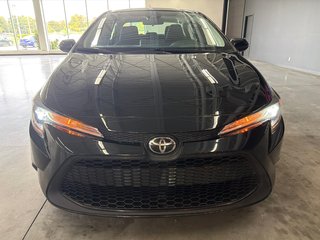 2021 Toyota Corolla LE in Saint-Jean-Sur-Richelieu, Quebec - 3 - w320h240px