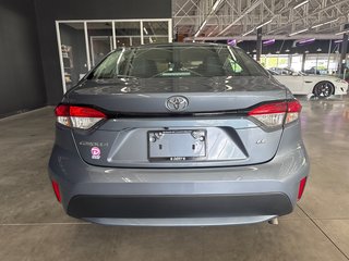 2022 Toyota Corolla LE in Saint-Jean-Sur-Richelieu, Quebec - 6 - w320h240px