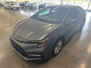 Toyota Corolla  2023 à Saint-Jean-Sur-Richelieu, Québec - 6 - w320h240px