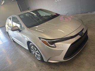 Toyota Corolla Hybrid LE 2025 à Saint-Jean-Sur-Richelieu, Québec - 2 - w320h240px