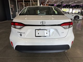 2026 Toyota Corolla LE in Saint-Jean-Sur-Richelieu, Quebec - 5 - w320h240px