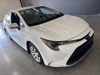 2026 Toyota Corolla LE in Saint-Jean-Sur-Richelieu, Quebec - 2 - w320h240px