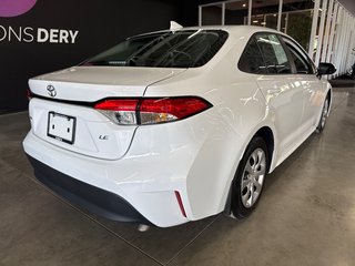 2026 Toyota Corolla LE in Saint-Jean-Sur-Richelieu, Quebec - 4 - w320h240px