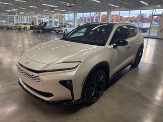 Toyota Crown Signia Limited 2025 à Saint-Jean-Sur-Richelieu, Québec - 6 - w320h240px