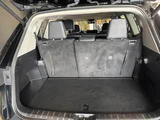 Toyota Grand Highlander HYBRIDE XLE 2024 à Saint-Jean-Sur-Richelieu, Québec - 6 - w320h240px