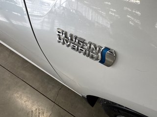 2022 Toyota Prius Prime ENSEMBLE TECHNOLOGIQUE in Saint-Jean-Sur-Richelieu, Quebec - 4 - w320h240px