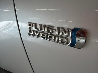 2023 Toyota RAV4 Prime XSE in Saint-Jean-Sur-Richelieu, Quebec - 4 - w320h240px