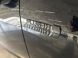 Toyota RAV4 Prime XSE 2024 à Saint-Jean-Sur-Richelieu, Québec - 4 - w320h240px