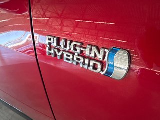 2024 Toyota RAV4 Prime XSE ENSEMBLE TECHNOLOGIE in Saint-Jean-Sur-Richelieu, Quebec - 4 - w320h240px