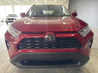 2020 Toyota RAV4 XLE PREMIUM in Saint-Jean-Sur-Richelieu, Quebec - 3 - w320h240px